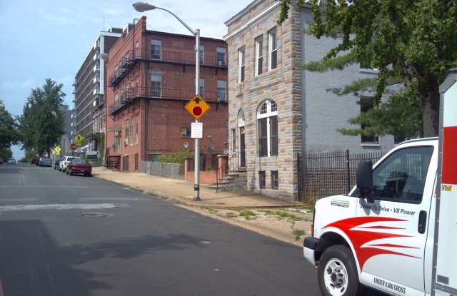 723 N. Arlington Ave Gallery 4