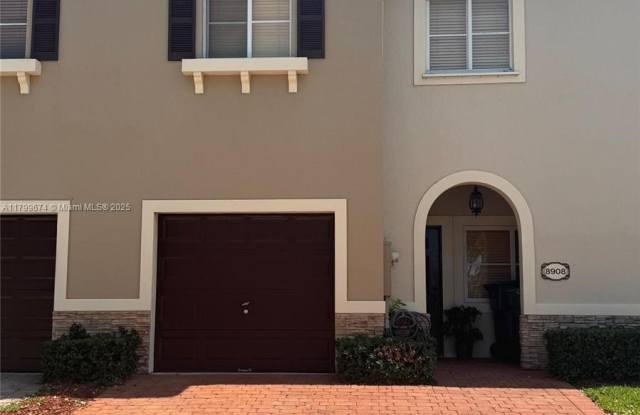 8908 SW 223rd Ter photos photos