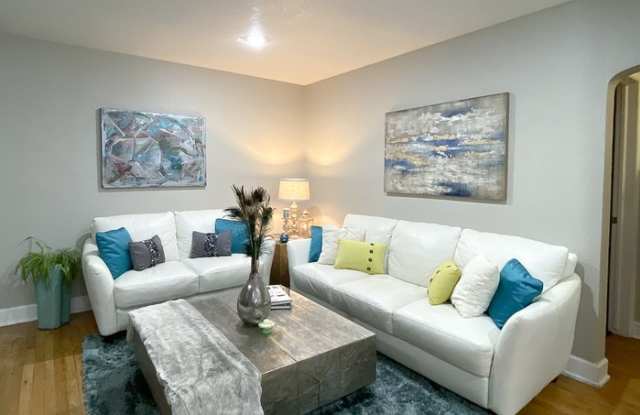 2500 Magnolia Street Gallery 3