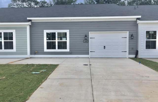 3020 Stanhope Drive Gallery 2