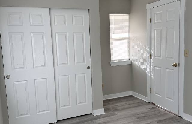 215 Van Scoyoc Avenue Southwest photos photos