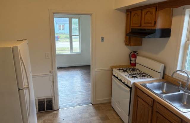 Single Family Home in Waterloo, IA photos photos
