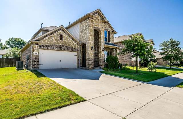 Large 4 Bed- 3 Bath- 2 Story Home in Highly Desired Forest Meadow- Denton 76210 - 4017 Hialeah Drive, Denton, TX 76210