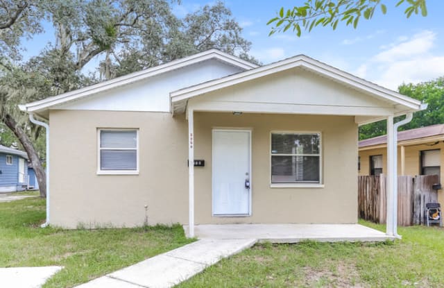 2258 Queen Street South - 2258 Queen Street South, St. Petersburg, FL 33712