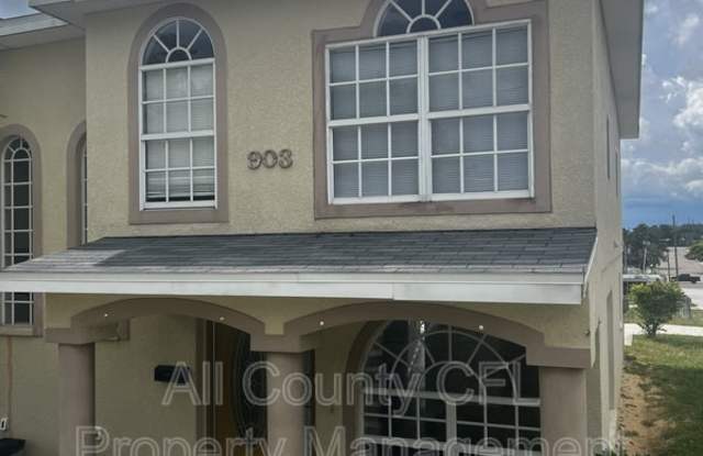 903 E Main St photos photos