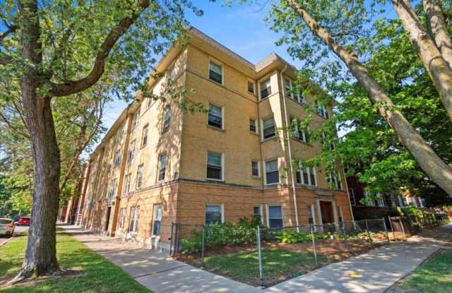 4105 North Spaulding Ave. photos photos