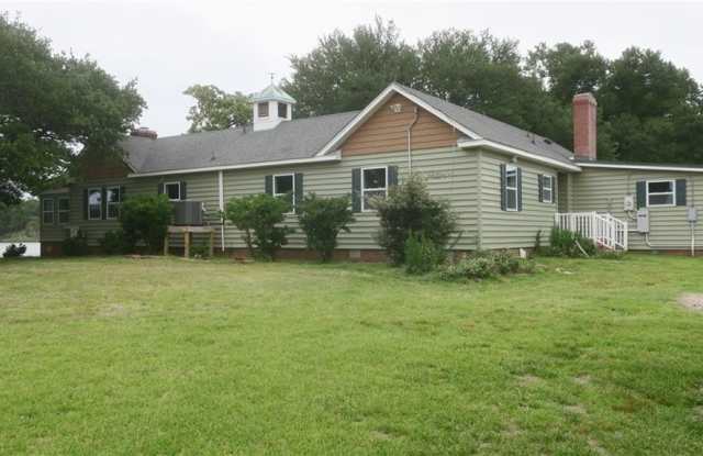 276 Harris Creek Road Gallery 2
