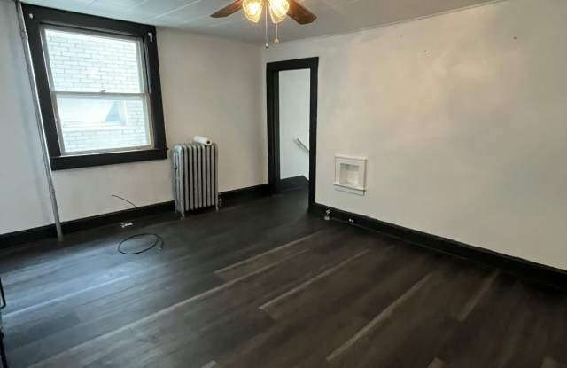 226 Union Street Gallery 3
