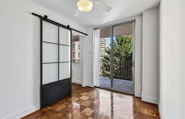 The Seville Apartments photos photos