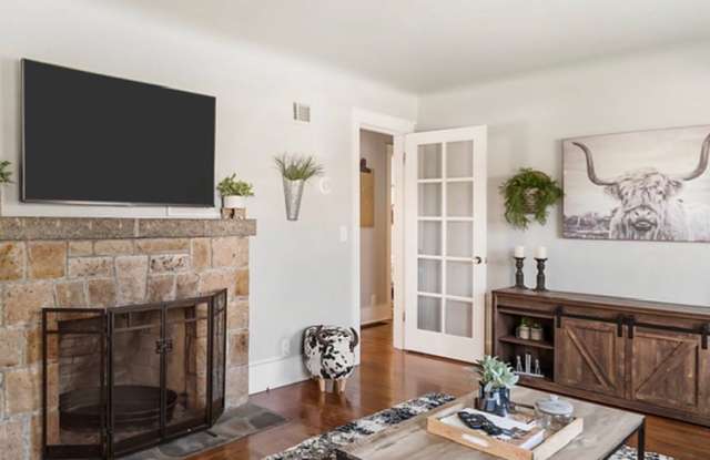 Remodeled and Furnished Gallery 3
