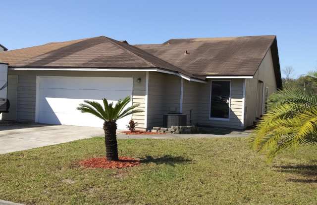 11616 FT CAROLINE LAKES DR Gallery 2