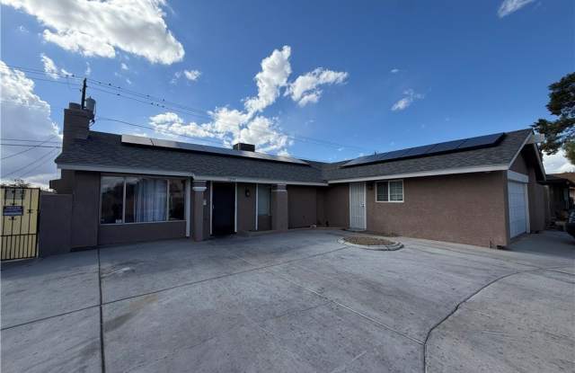 5233 Edna Avenue Gallery 3