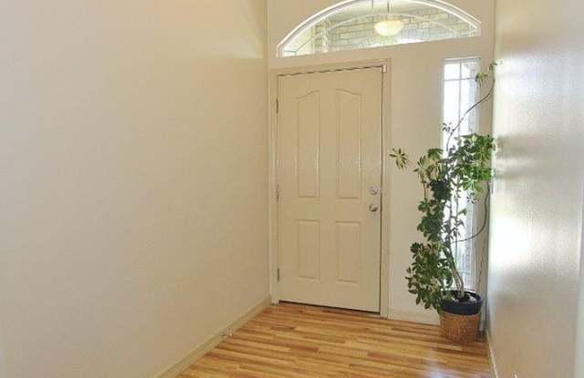 Your New Home Awaits in Bolder Creek! 4bed, 3 bath!! _ Pets Welcome. Gallery 3
