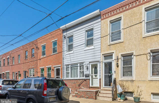 219 SIGEL STREET - 219 Sigel Street, Philadelphia, PA 19148
