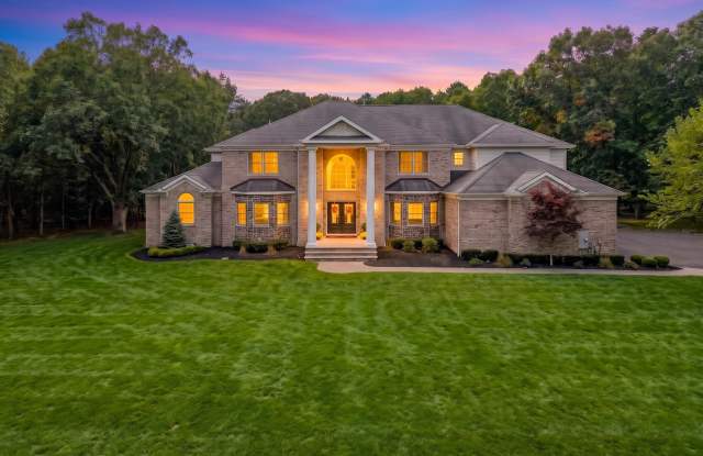 6 Ramapo Court Gallery 1