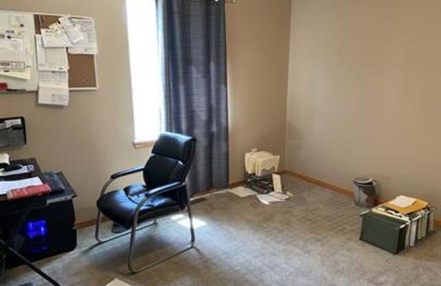 3 bedroom 2 1/2 bath home in River Rock photos photos