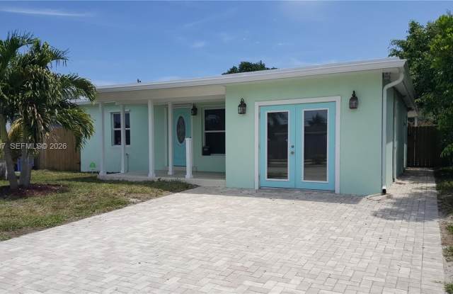 30 NE 56th St photos photos