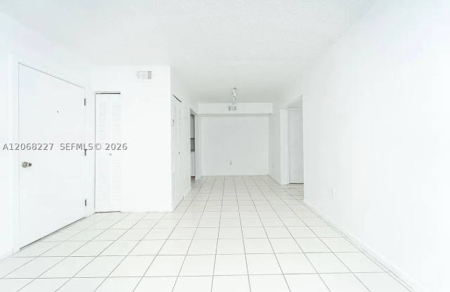576 NW 114th Ave photos photos