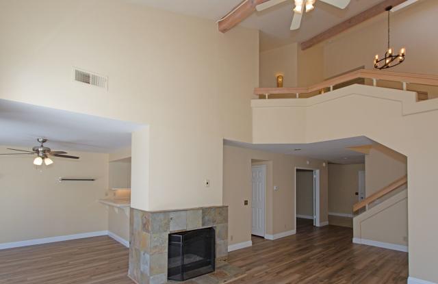 Gorgeous Townhome in Laguna Del Mar Community! Gallery 4