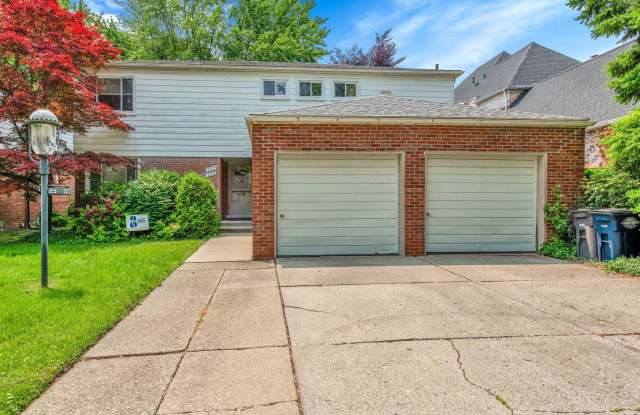357 Saint Clair photos photos