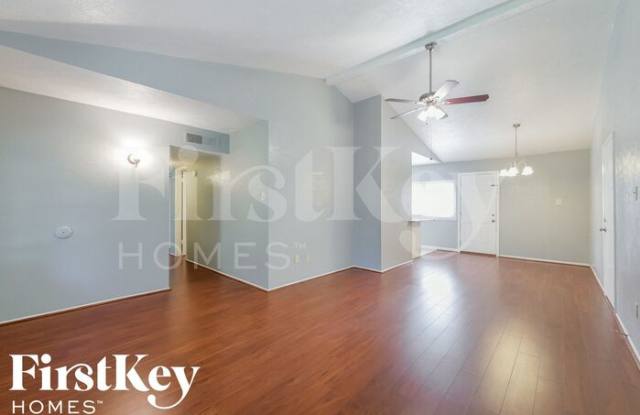 24007 Beef Canyon Drive Gallery 2