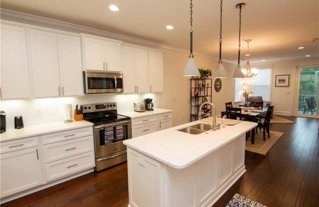105 Gascoigne Ave photos photos