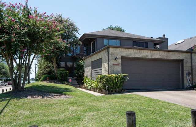18244 Lakeside Lane - 18244 Lakeside Lane, Nassau Bay, TX 77058