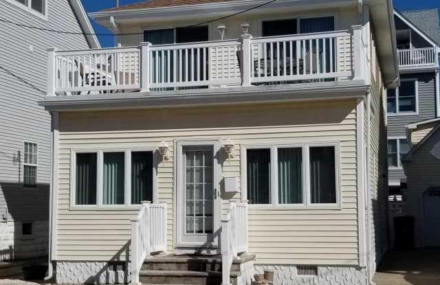 26 Harding Avenue Gallery 1