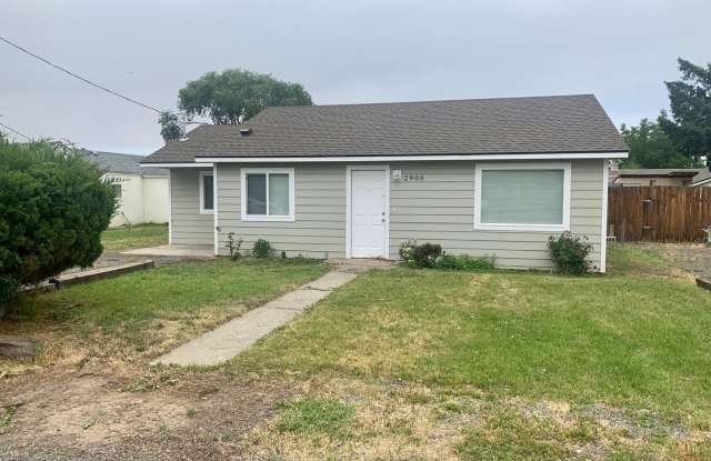 2906 5th Street - 2906 South 5th Street, Union Gap, WA 98903