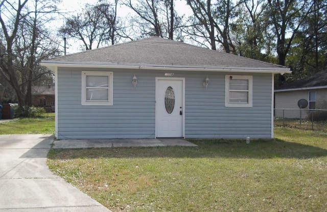 2136 TUSKEGEE RD - 2136 Tuskegee Road, Jacksonville, FL 32209