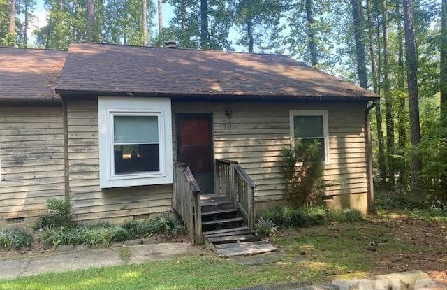 911 W Chatham - 911 West Chatham Street, Cary, NC 27511