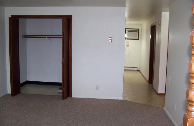 206 North Parkway Drive Gallery 3