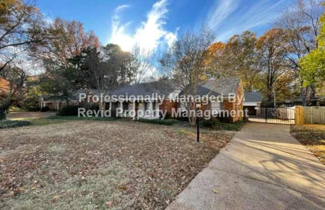 Elegant 4-Bedroom Home in the Heart of East Memphis!! - 99 Perkins Extd, Memphis, TN 38117 Elegant 4-Bedroom Home in the Heart of East Memphis!! - 99 Perkins Extd, Memphis, TN 38117