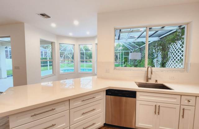 15188 Oak Chase Court Gallery 4