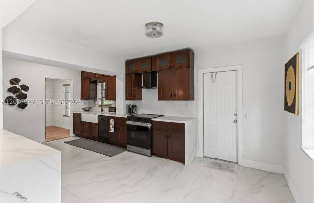 72 Palmetto Dr Gallery 2