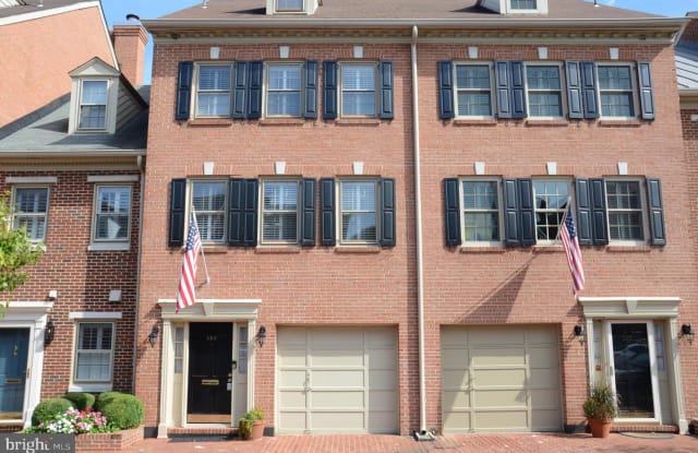 680 S COLUMBUS ST - 680 South Columbus Street, Alexandria, VA 22314