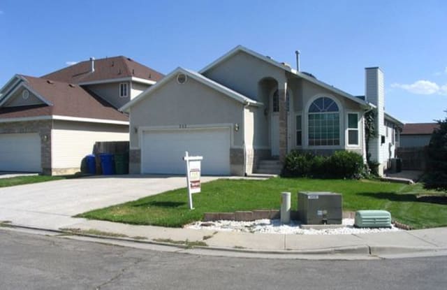 232 East Ashbrook Circle - 232 Ashbrook Circle, Midvale, UT 84047