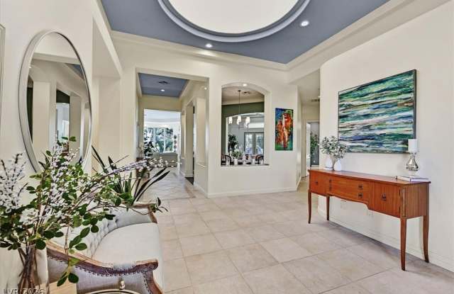 113 Tesoro Drive Gallery 4