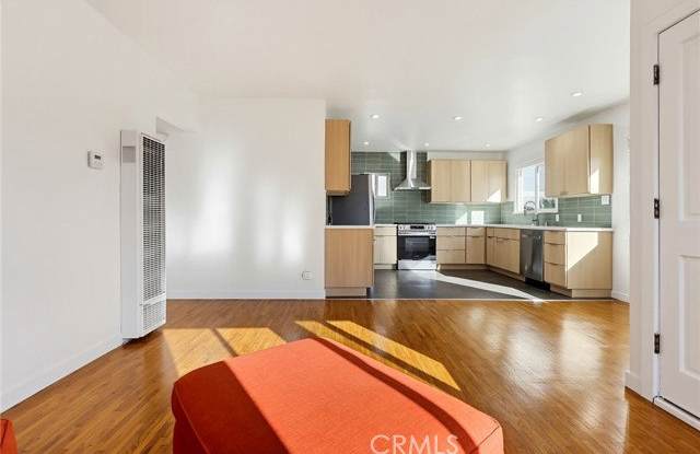 1027 Avenue C Gallery 3