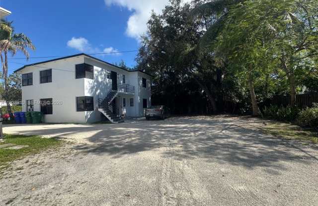 530 NE 71st St photos photos