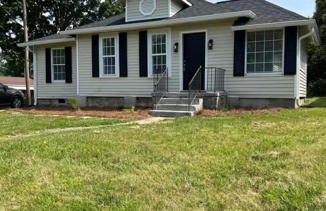 400 W 25TH STREET - 400 West Twenty-Fifth Street, Winston-Salem, NC 27105