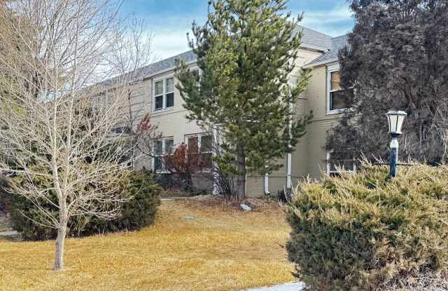 2 BEDROOM 1 BATHROOM TOWNHOME CLOSE TO WARREN AIR FORCE BASE - 3557 Hynds Boulevard, Cheyenne, WY 82001