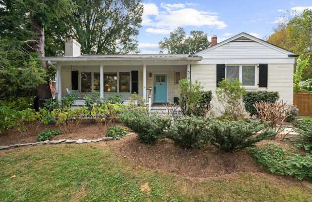 5191 Linnean Terrace Northwest photos photos