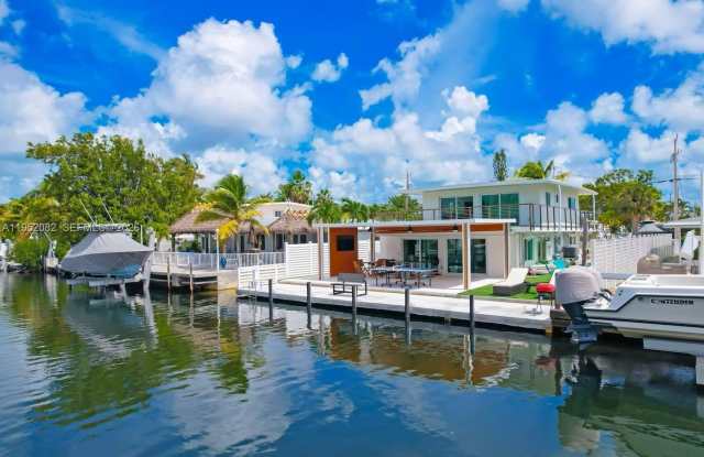 125 Gardenia St photos photos