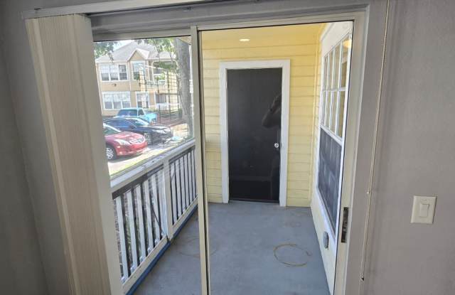 1075 South Hiawassee Road - 913Unit #913 Gallery 4
