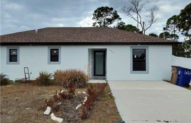 636 Eisenhower Boulevard photos photos