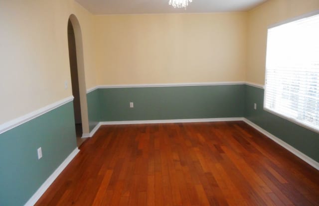 3 Bedroom 2 Bath – 7995 SE 62nd Loop   Silver Springs Shores Gallery 4