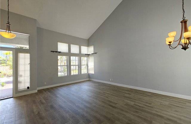 8604 East Windsong Drive Gallery 4