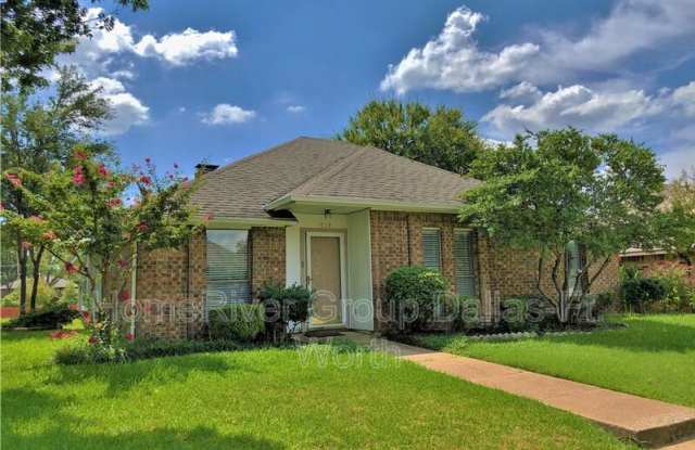 1504 Elizabeth Dr - 1504 Elizabeth Drive, Carrollton, TX 75007