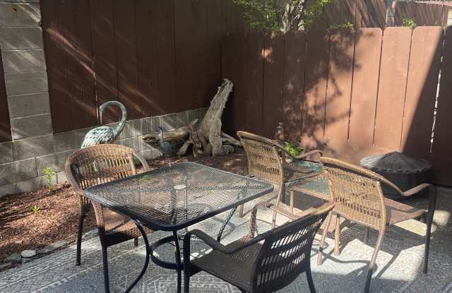 808 Caroline Ave Apt A photos photos